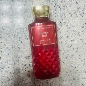 NWT Forever Red Bath & Body Works Shower Gel